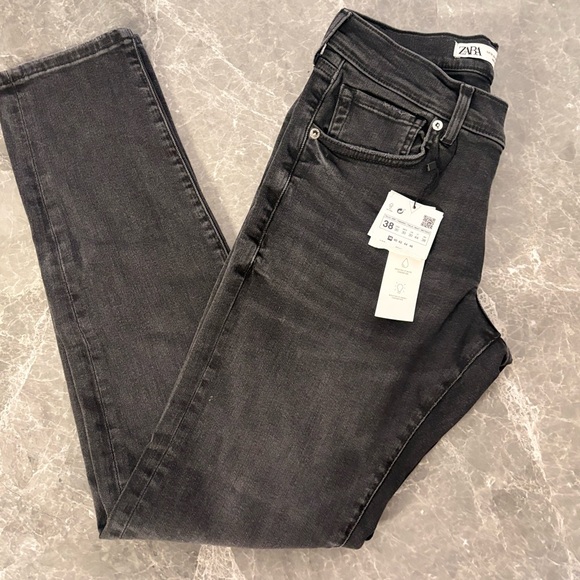 Zara Low Rise Black Men's Jeans - Picture 2 of 4